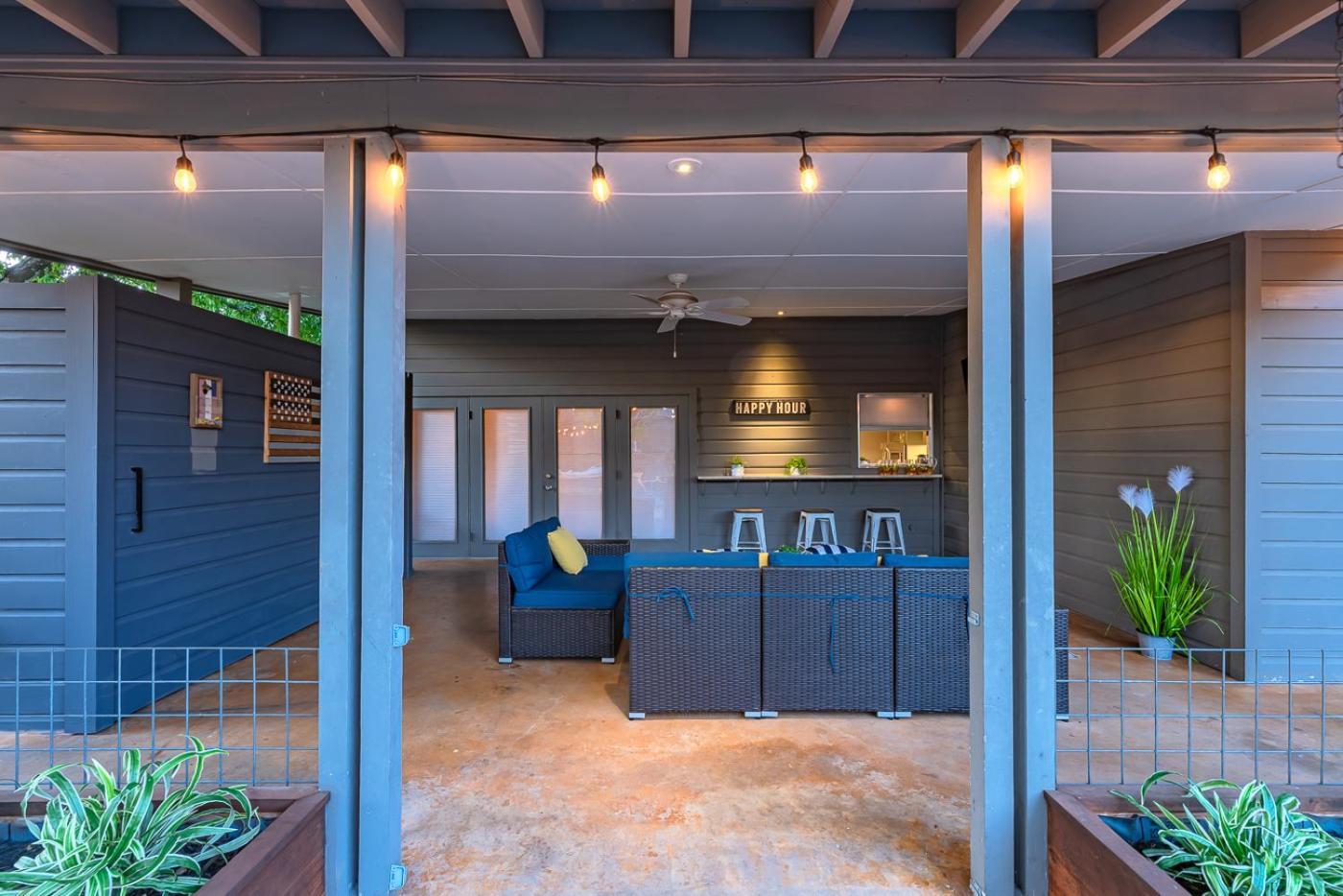 Serene Pool & Firepit In Stunning Home By Airport San Antonio Exterior foto