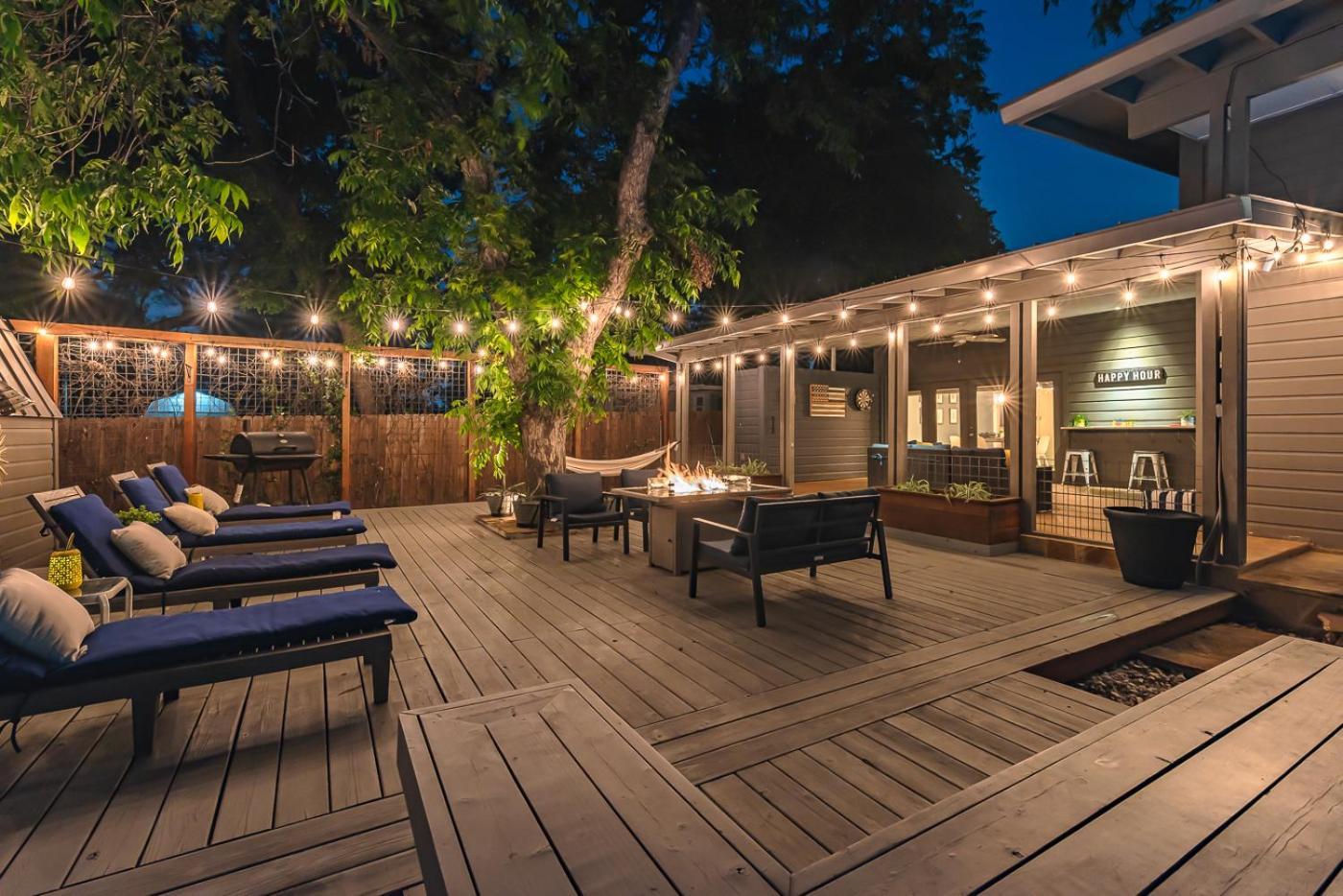Serene Pool & Firepit In Stunning Home By Airport San Antonio Exterior foto